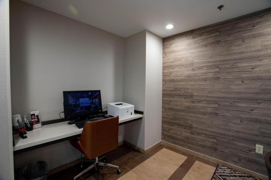 Candlewood Suites Saint Joseph By Ihg Exterior foto
